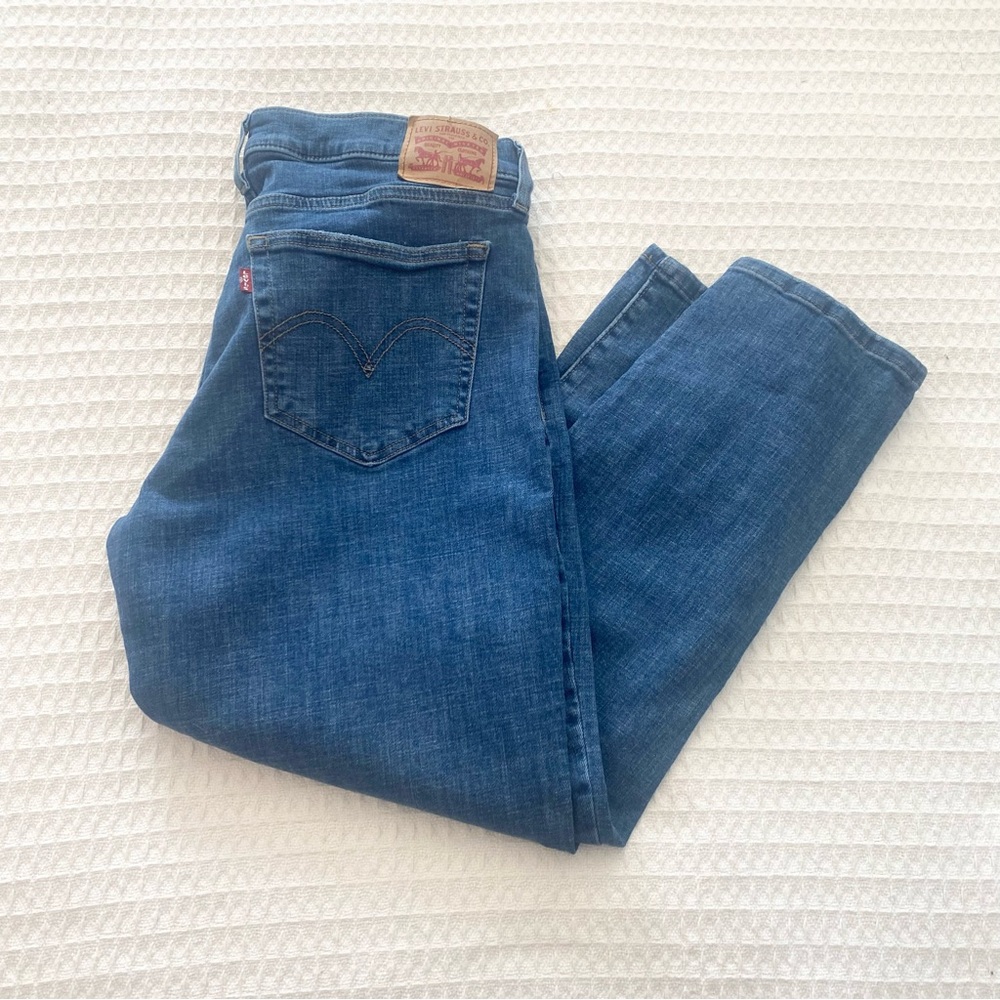Levi's boyfriend jeans size 30